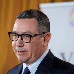 Retragerea lui Adrian Papahagi: O mișcare strategică în peisajul politic românesc