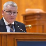 Turbulențe Politice în PNL: Mesajul lui Florin Roman după Desemnarea lui Adrian Veștea ca Premier