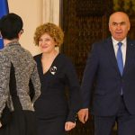 Mesajul Oanei Gheorghiu: O Apel la Decență și Responsabilitate în Politica Românească