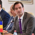 Adrian Veștea, un candidat promițător pentru funcția de prim-ministru al României: Analiza propunerii lui Andrei Baciu